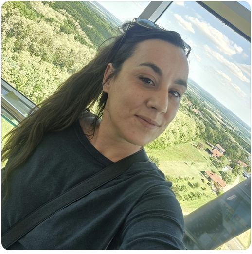 Lara Stöger, ustanoviteljica Spletka Studio