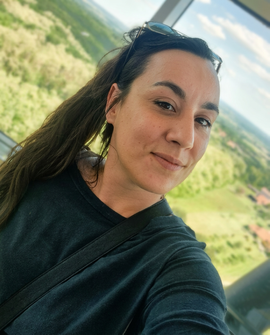 Lara Stöger, ustanoviteljica Spletka Studio